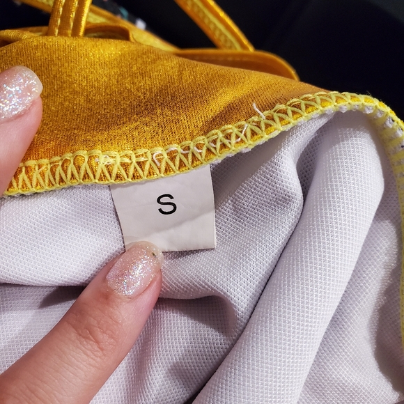 Sexy Gold Swimsuit 💜💛 - Picture 5 of 5